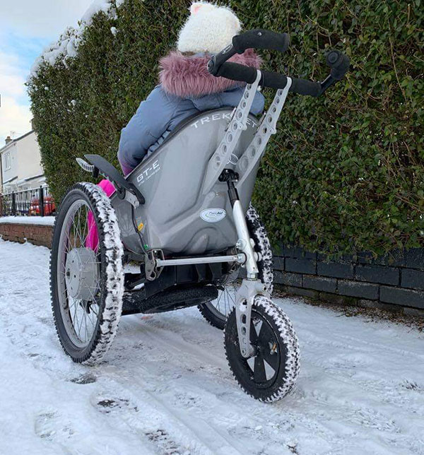trekinetic-wheelchair-in-snow