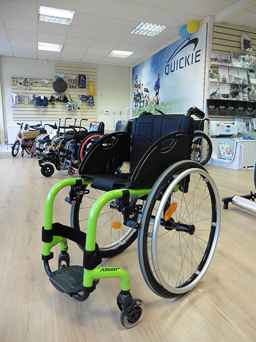 Quickie Argon 2 Children's Active Wheelchair ex demo - excellent savings