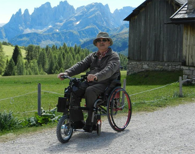 triride-wheelchair-power-attachment-countryside