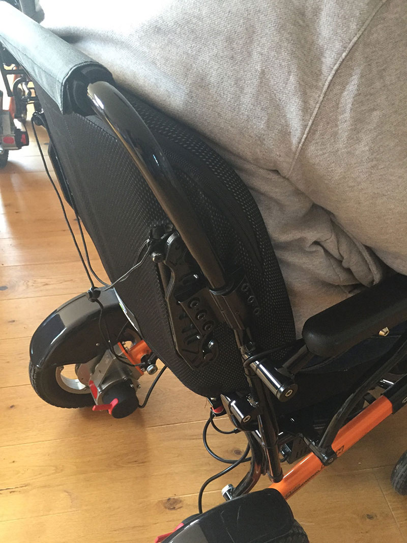 Folding Electric Wheelchair with postural support and angle adjustable backrest