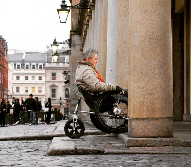 trekinetic-wheelchair-city-streets