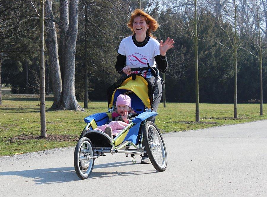 Benecykl running / cycling stroller now available in UK & Ireland